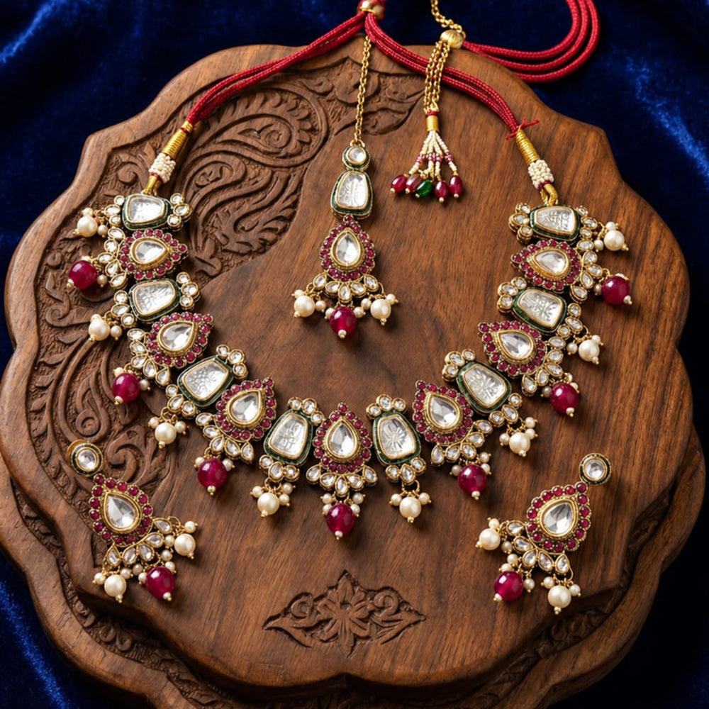 FS Collection Elegant Kundan Stone And Beads Necklace Set