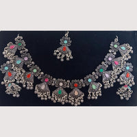 Crescent Creation Chic Sparkle Elegant Stone Necklace for Trendy Occasions