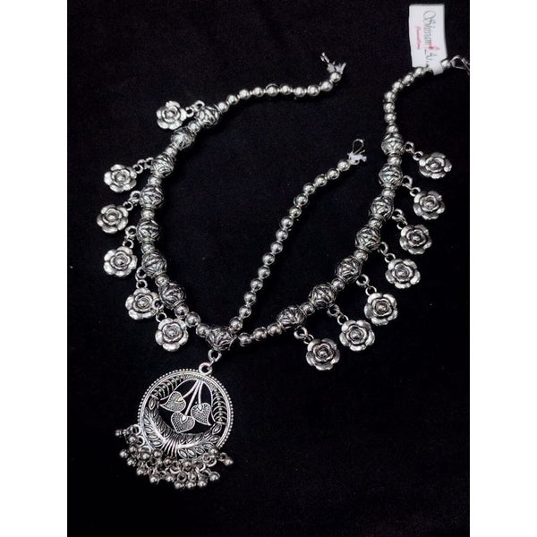 Akruti Collection Oxidised Plated Damini Mangtikka