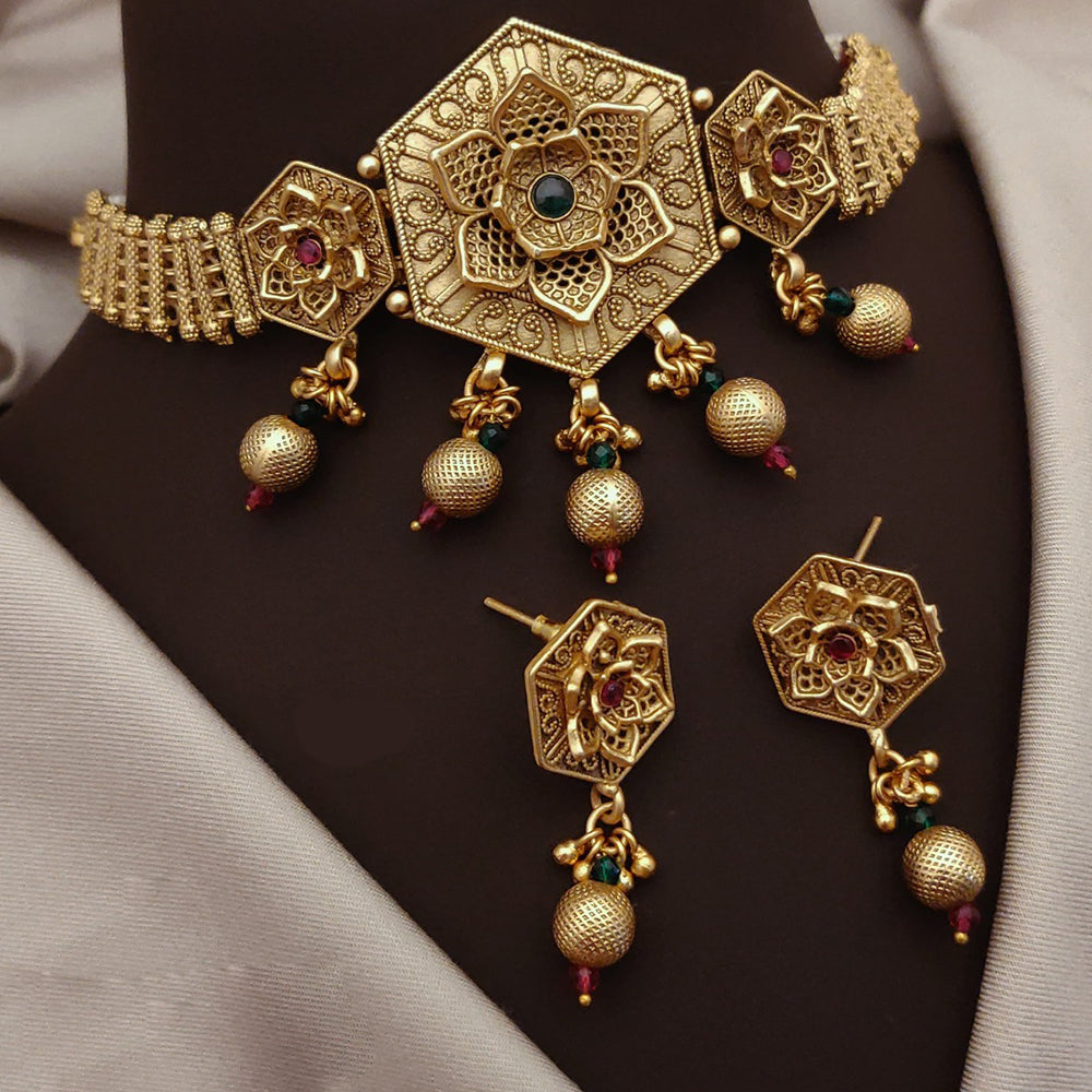Akruti Collection Traditional Gold Finish Pota And Pearl Choker Necklace Set