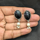 Akruti Collection Timeless Beauty Pota Stones And Pearls Jhumki Earrings