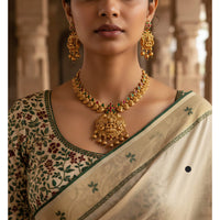 Akruti Collection Pota Stone And Pearl Traditional Temple Necklace Set