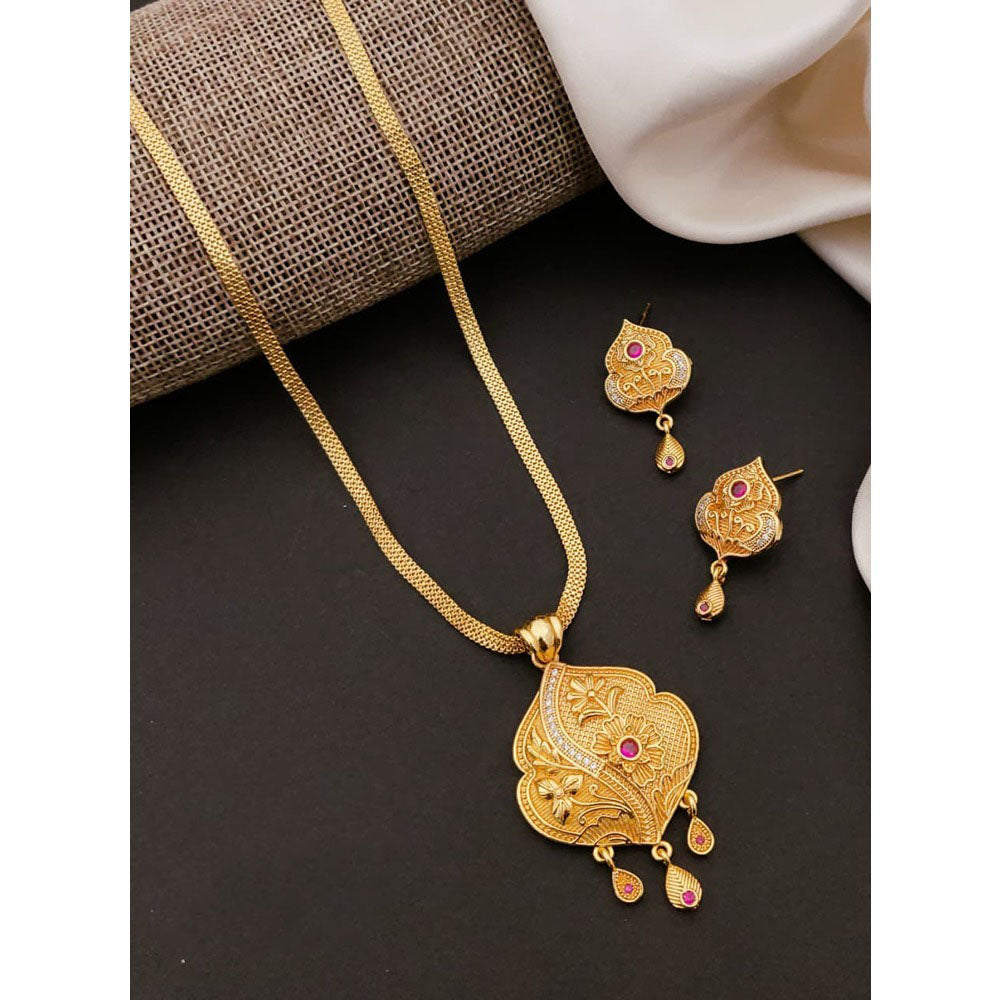 Akruti Collection Elegant Pota Stone Chain Pendant Set