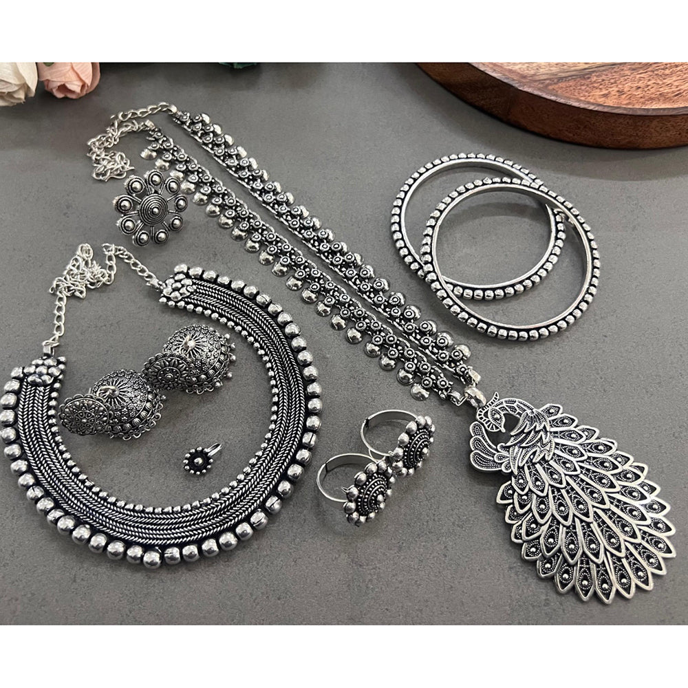 Akruti Collection Royal Oxidised Plated Ethnic Combo Set