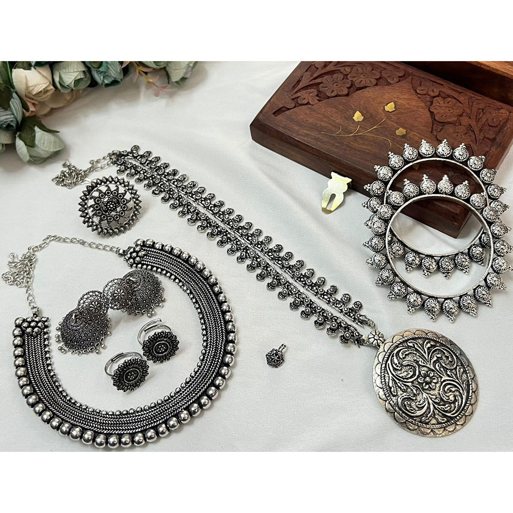 Akruti Collection Royal Oxidised Plated Ethnic Combo Set
