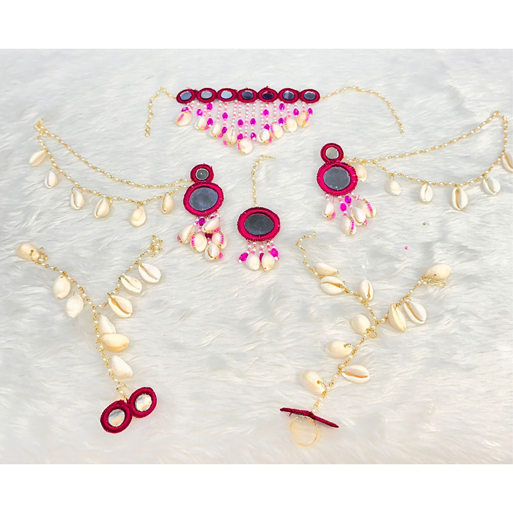 Akruti Collection Elegant Floral Jewellery And Shell Combo Set