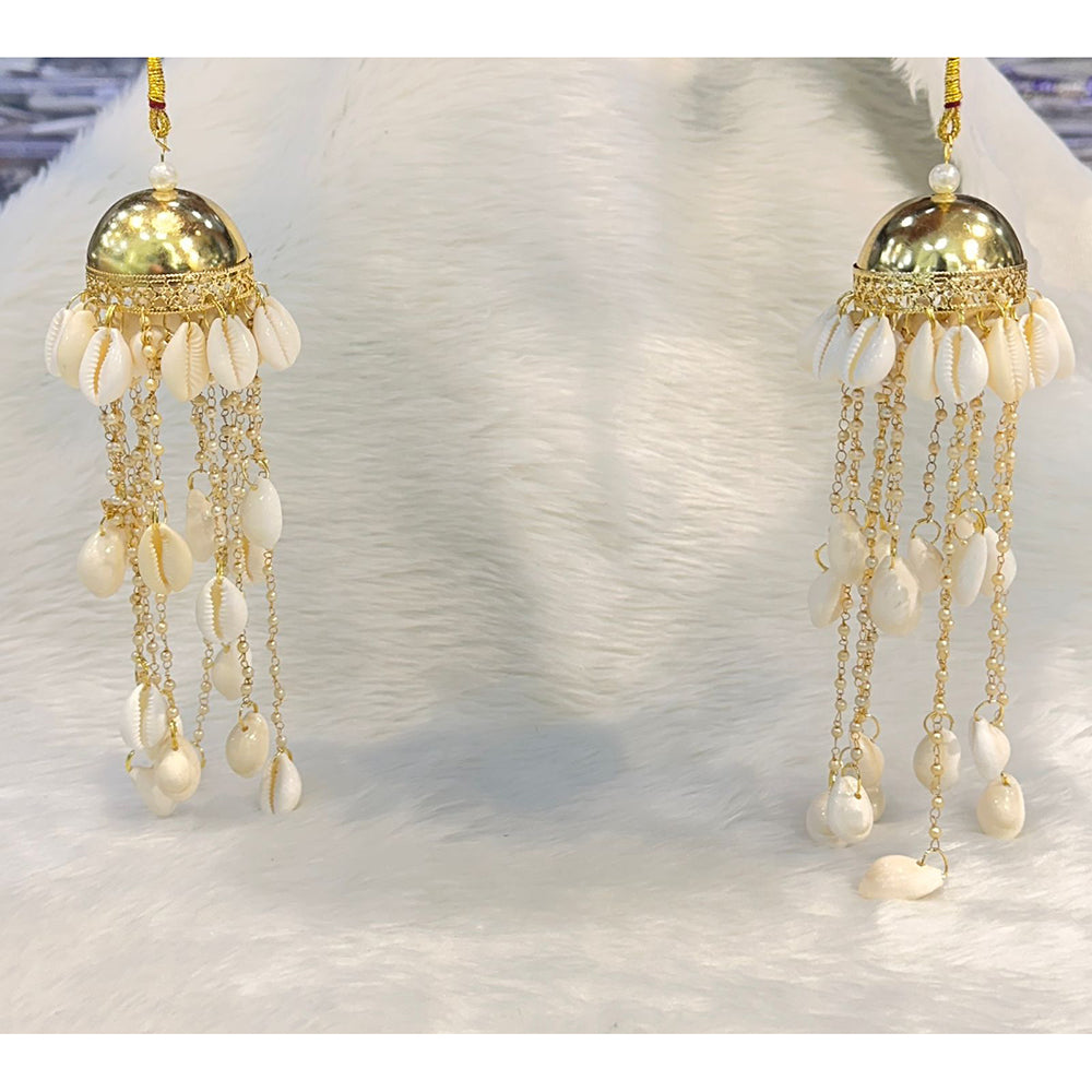 Akruti Collection Traditional Shell Bridal Kalire