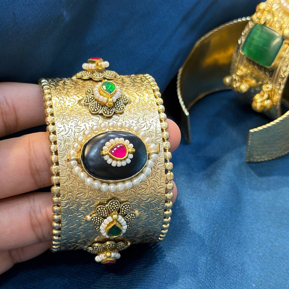 Akruti Collection Designer Pota Stone And Pearl Openable Kada