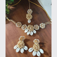 Shrijicreation Gold Finish Handmade Traditional Kundan And Pearl Necklace Set