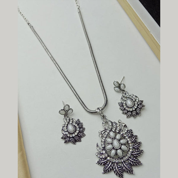 SP Jewellery Antique Silver Plated Chain Pendant Set