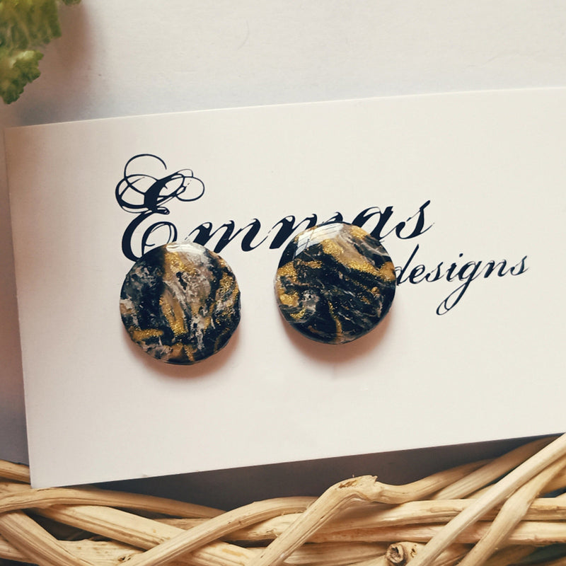 Emmas Designs Resin Stud Earrings