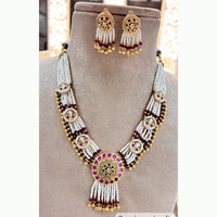 Jewel Addiction Elegant Gold Plated Pota And Pearl Necklace Set