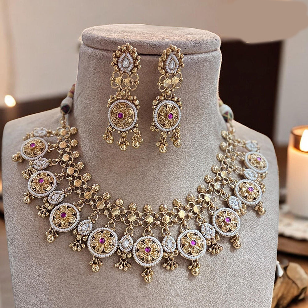 Jewel Addiction Elegant Gold Plated Pota And Pearl Necklace Set