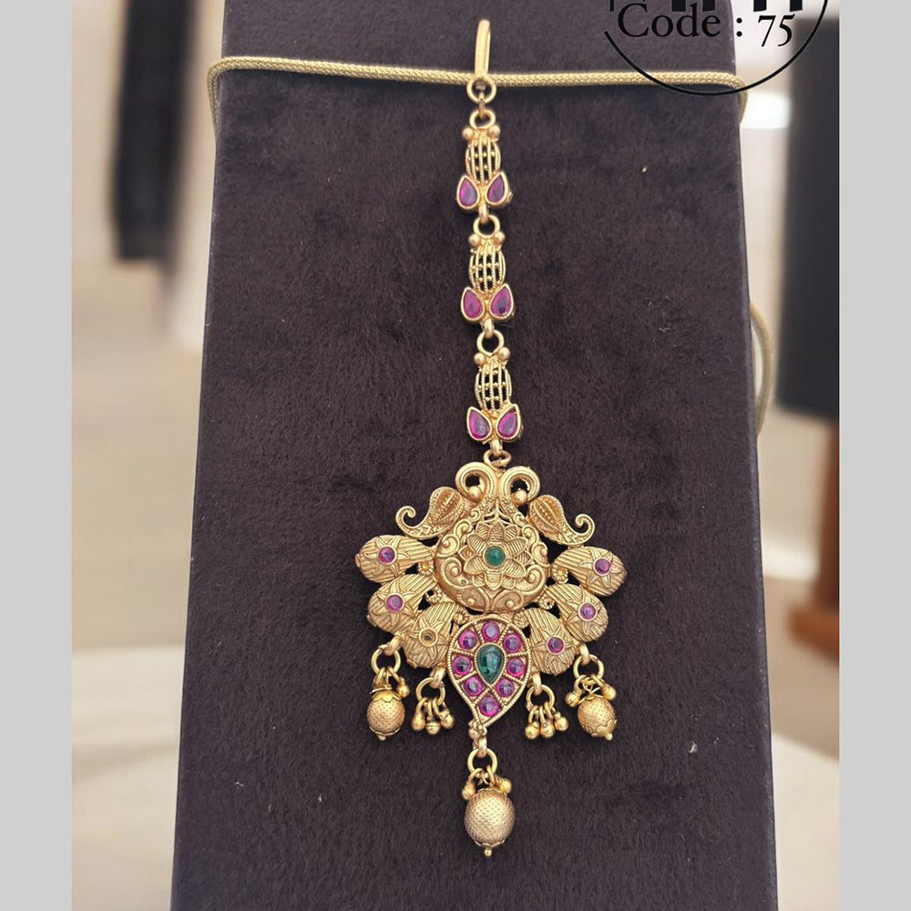 Jewel Addiction Gold Plated Pota Stone And Beads Maangtikka