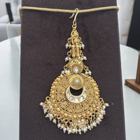 Jewel Addiction Gold Plated Pota Stone And Pearl Maangtikka