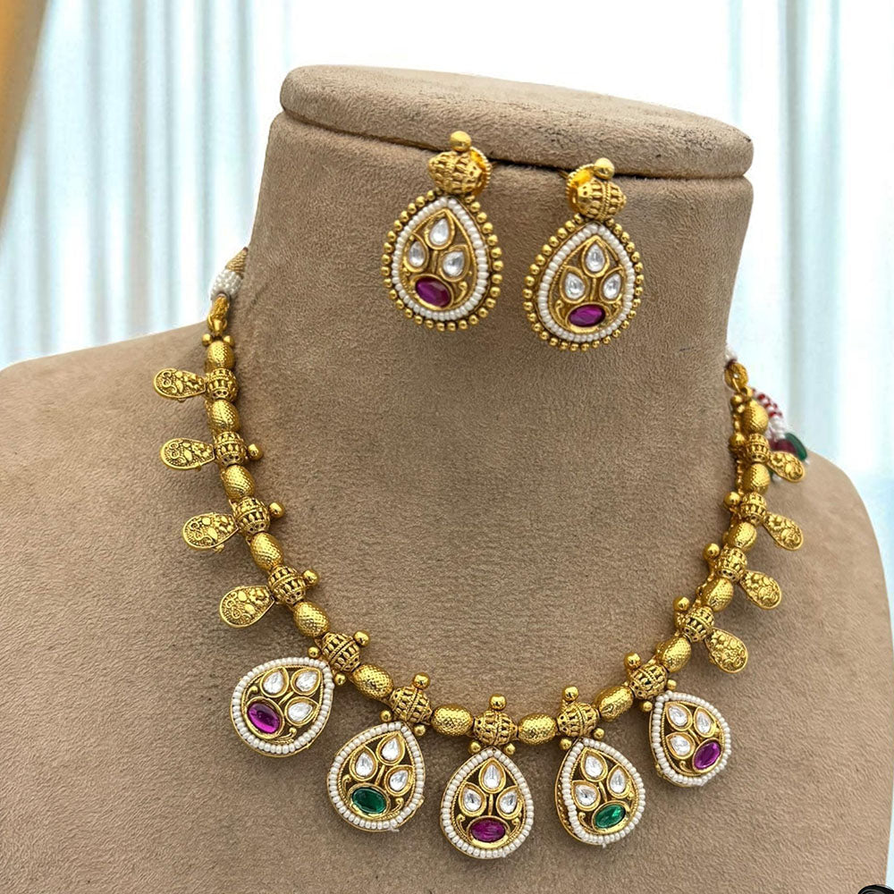 Jewel Addiction Timeless Royal Kundan And Pearl Necklace Set