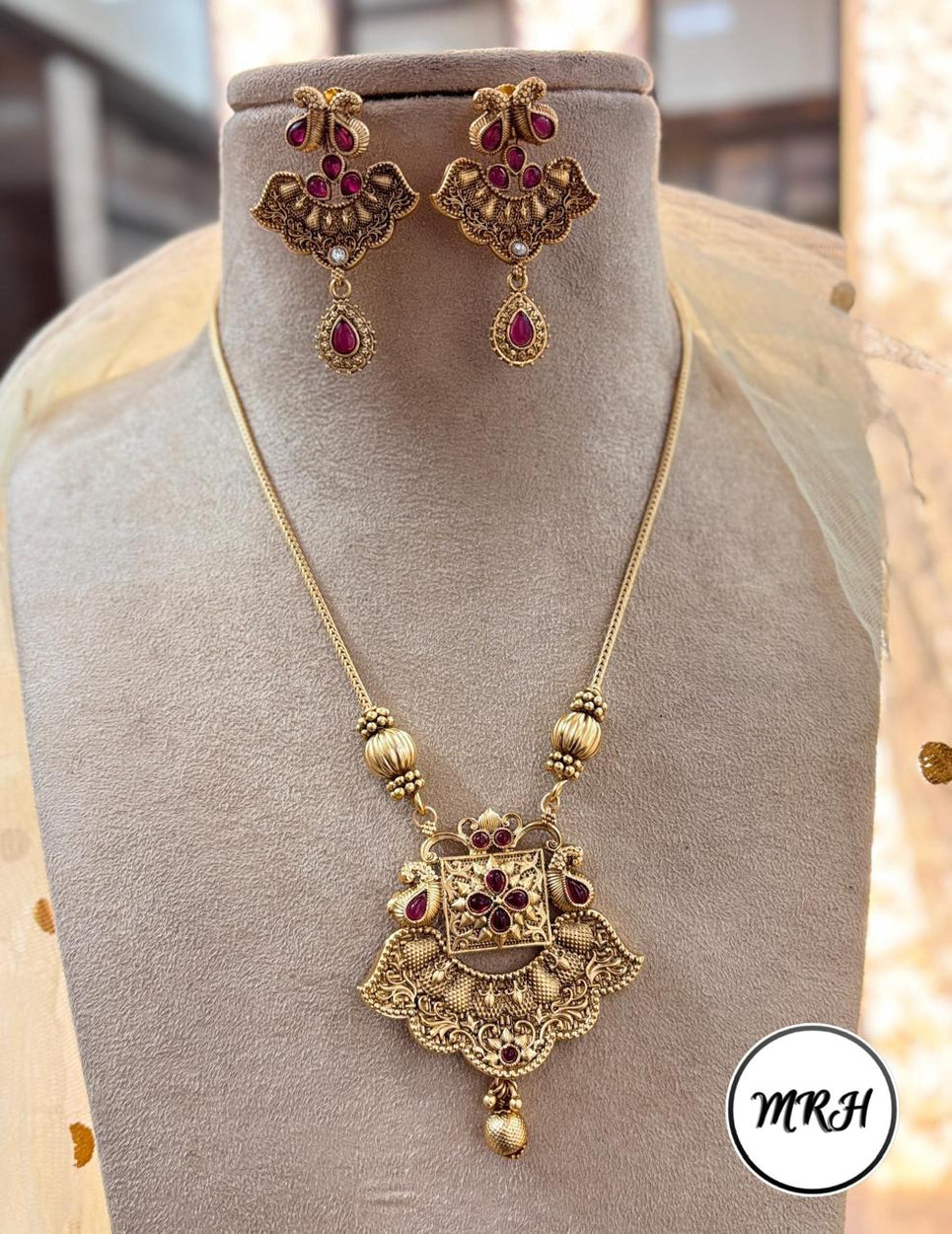 Jewel Addiction Exclusive Pota Stone Long Necklace Set with Ethnic Design and Statement Appeal