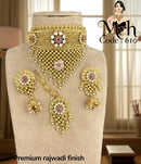 Jewel Addiction Traditional Gold Plated Kundan And Pearl Choker Necklace Set With Maangtikka