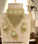 Jewel Addiction Traditional Gold Plated Kundan And Pearl Choker Necklace Set With Maangtikka