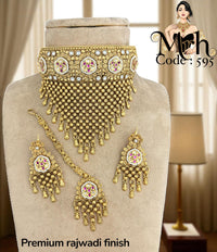 Jewel Addiction Traditional Gold Plated Kundan And Pearl Choker Necklace Set With Maangtikka