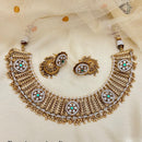 Jewel Addiction Timeless Royal Kundan And Pearl Necklace Set