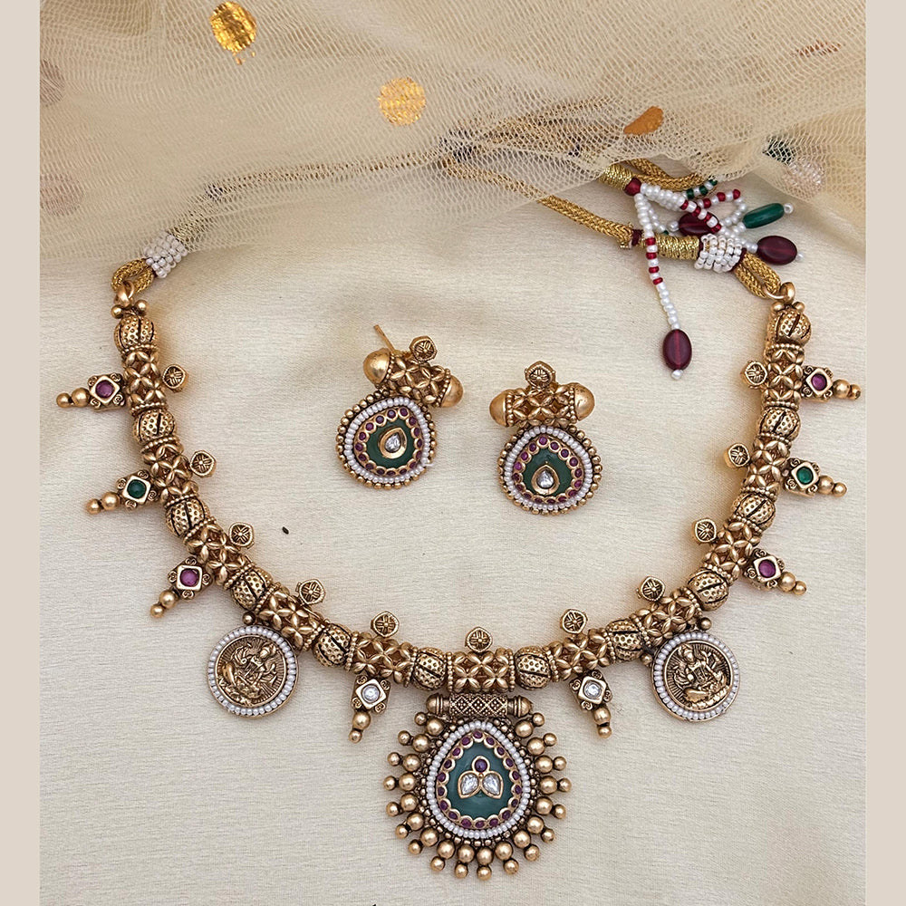 Jewel Addiction Timeless Royal Kundan And Pearl Necklace Set