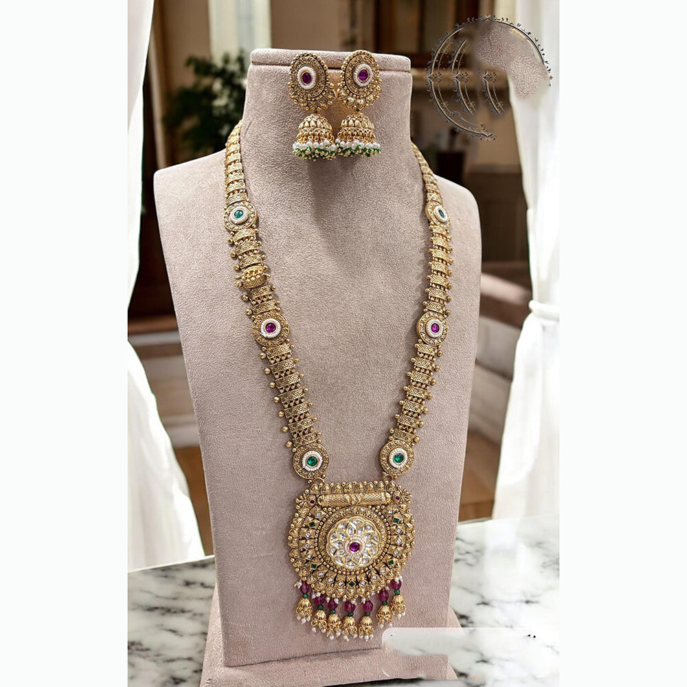Jewel Addiction Classic Kundan And Pearl Stone Necklace Set Perfect For Wedding Wear