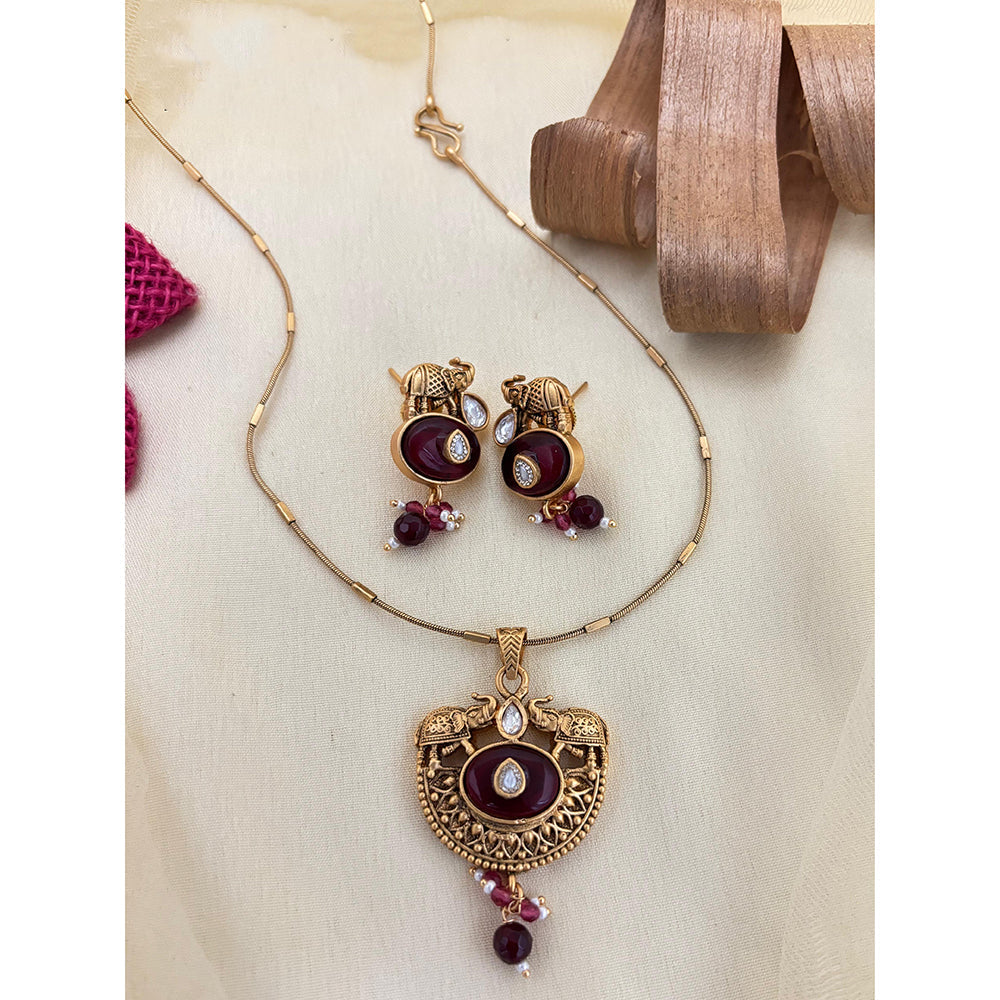 Jewel Addiction Pota Stone And Pearl Designer Pendant Set