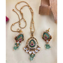 Jewel Addiction Pota Stone And Pearl Designer Pendant Set