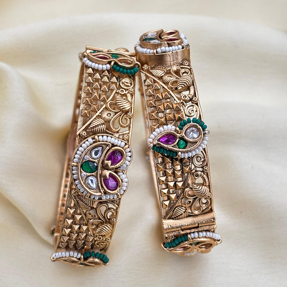 Jewel Addiction Classic Pota Stone And Pearl Openable Bangles Set