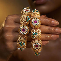 Jewel Addiction Vintage Style Pota Stone And Pearl Openable Bangles Set