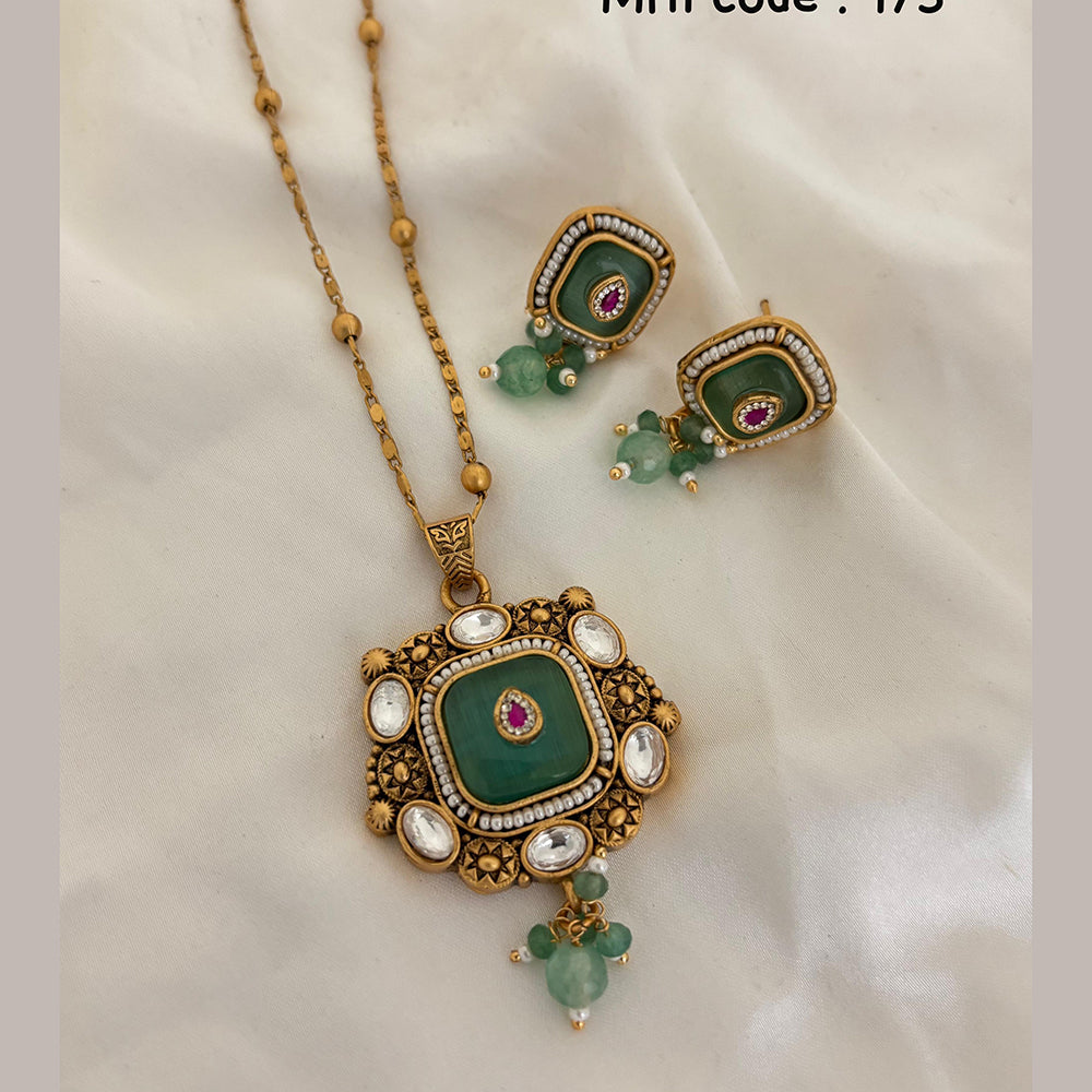 Jewel Addiction Pota Stone And Pearl Designer Pendant Set