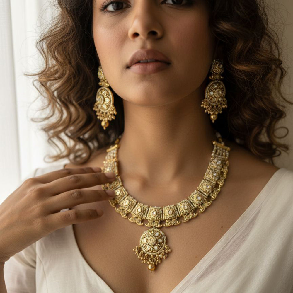 Jewel Addiction Premium Pota Stone And Pearl Necklace Set