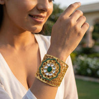 Jewel Addiction Kundan Designer Openable Bracelet