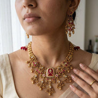 Jewel Addiction Premium Pota Stone Beads And Pearl Necklace Set