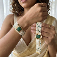 Jewel Addiction Heritage Style Kundan Stone And Pearl Adjustable Bracelet