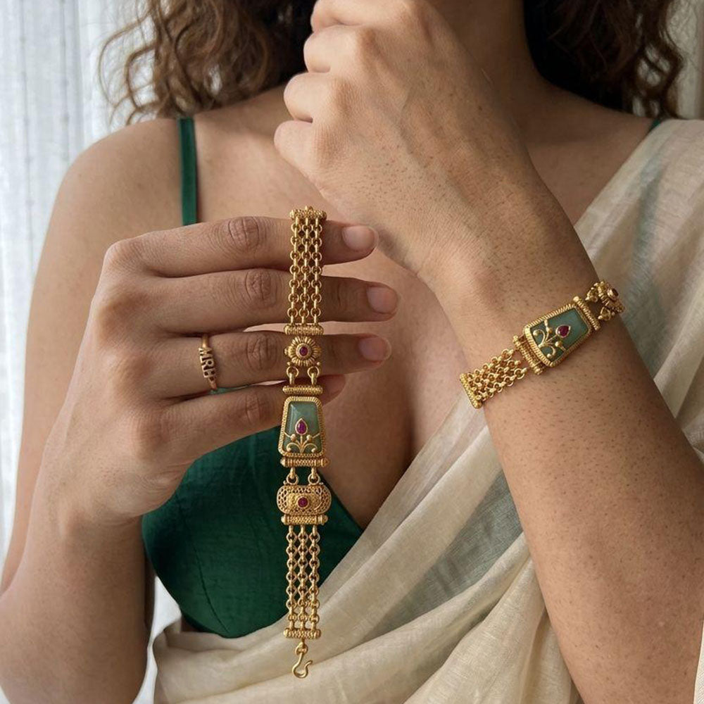 Jewel Addiction Heritage Style Pota Stone And Pearl Adjustable Bracelet