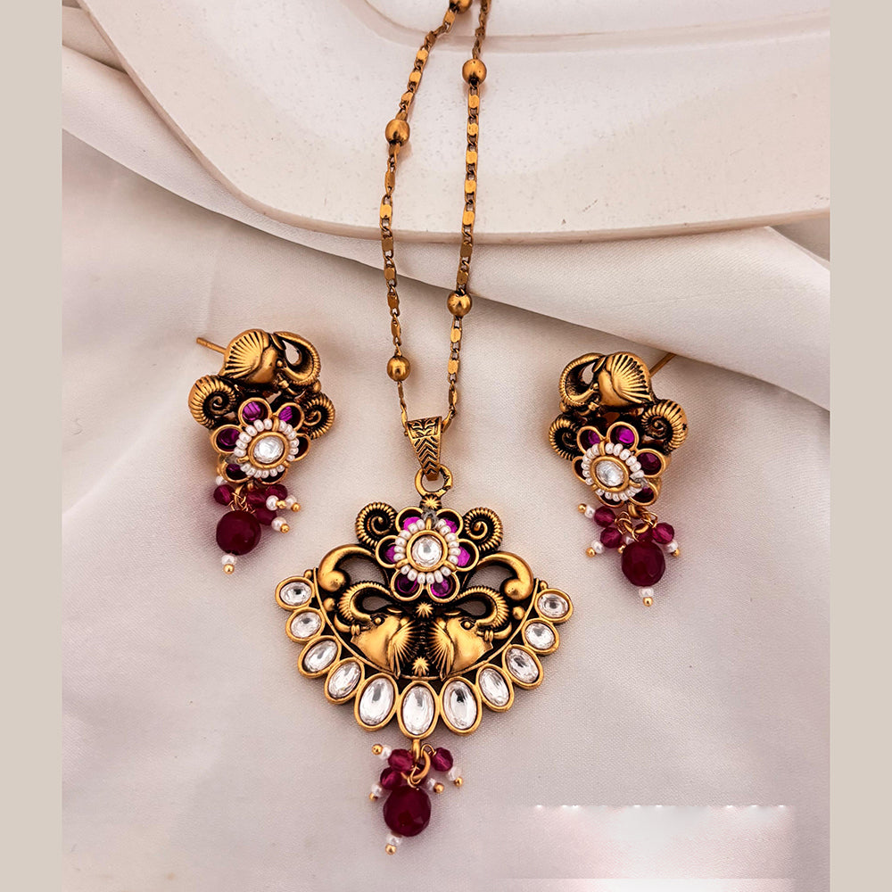 Jewel Addiction Pota Stone And Pearl Designer Pendant Set