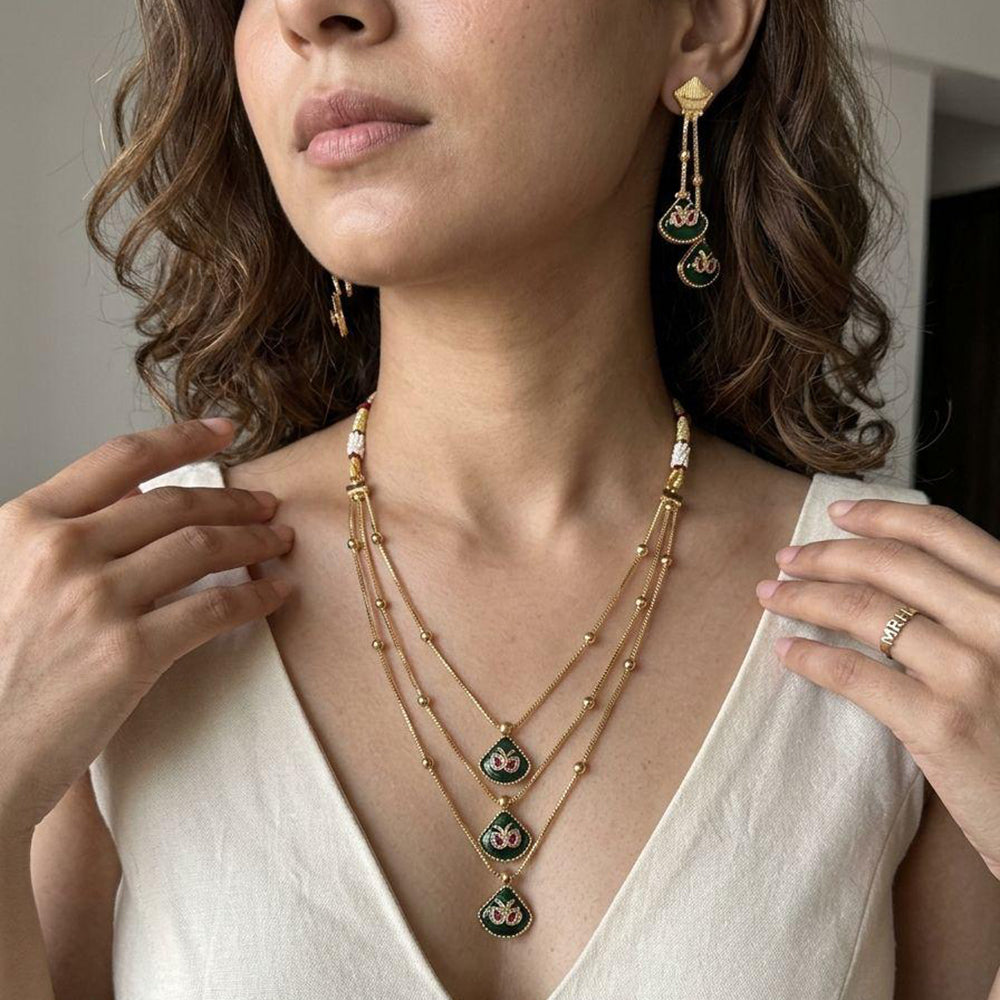 Jewel Addiction Ethnic Pota Stone And Pearl Triple Layer Necklace Set