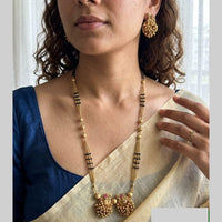 Jewel Addiction Pota Stone And Pearl Designer Black Beads Mangalsutra