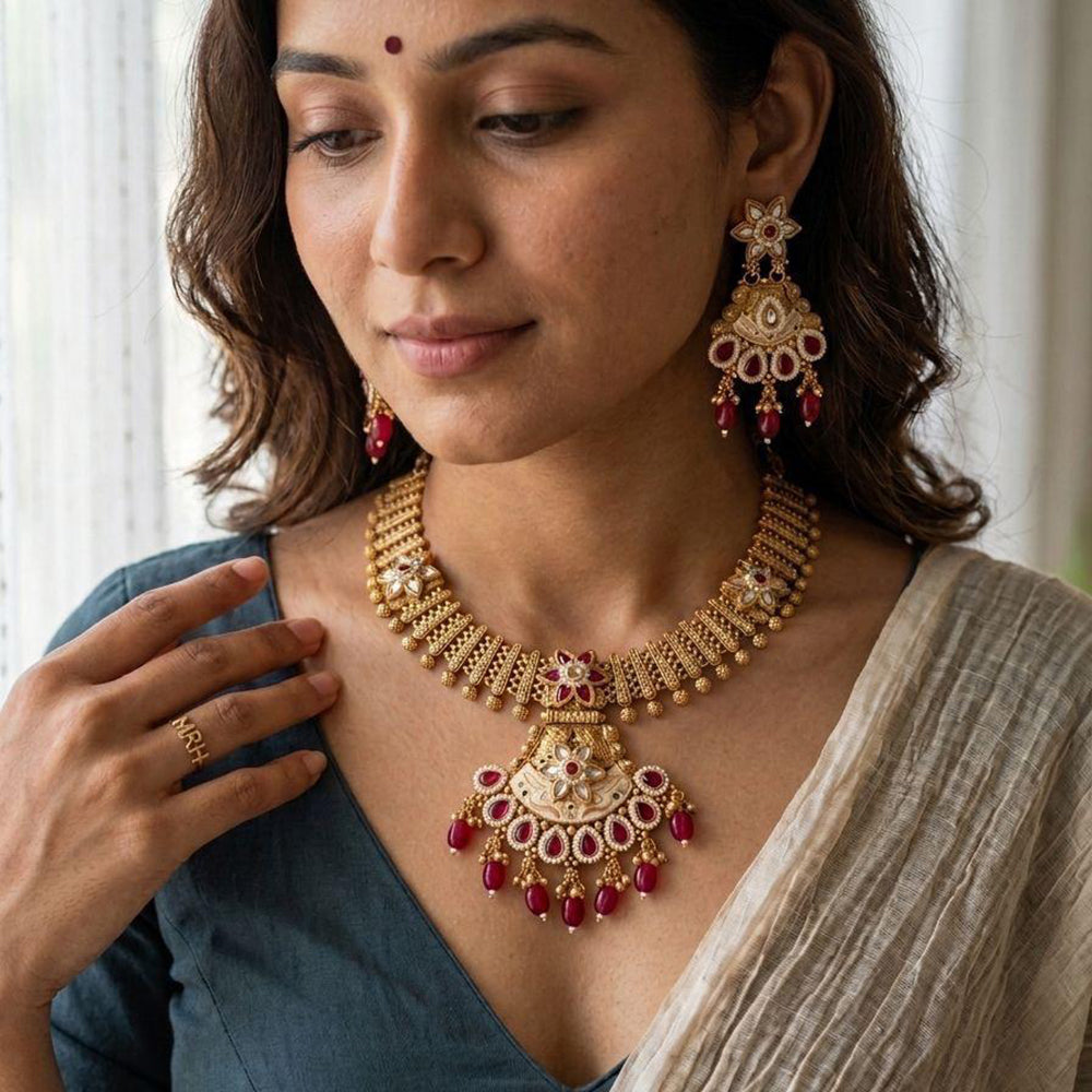 Jewel Addiction Traditional Pota Stone And Beads Meenakari Necklace Set