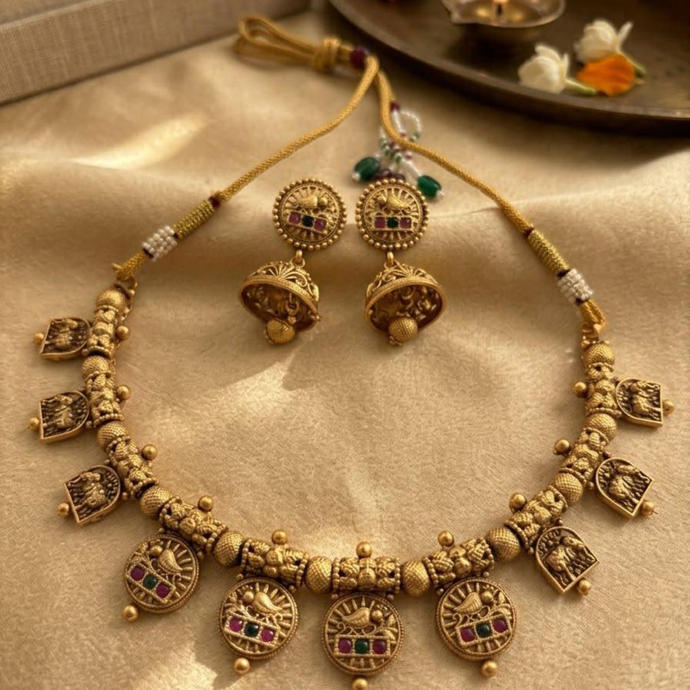 Jewel Addiction Traditional Pota Stone And Pearl Necklace Set