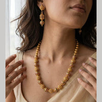 Jewel Addiction Traditional Pota Stone And Pearl Necklace Set