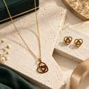 Urthn Anti Tarnish Chain Necklace with Heart Pendant & Matching Earrings for Women