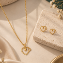 Urthn Anti Tarnish Chain Necklace with Heart Pendant & Matching Earrings for Women