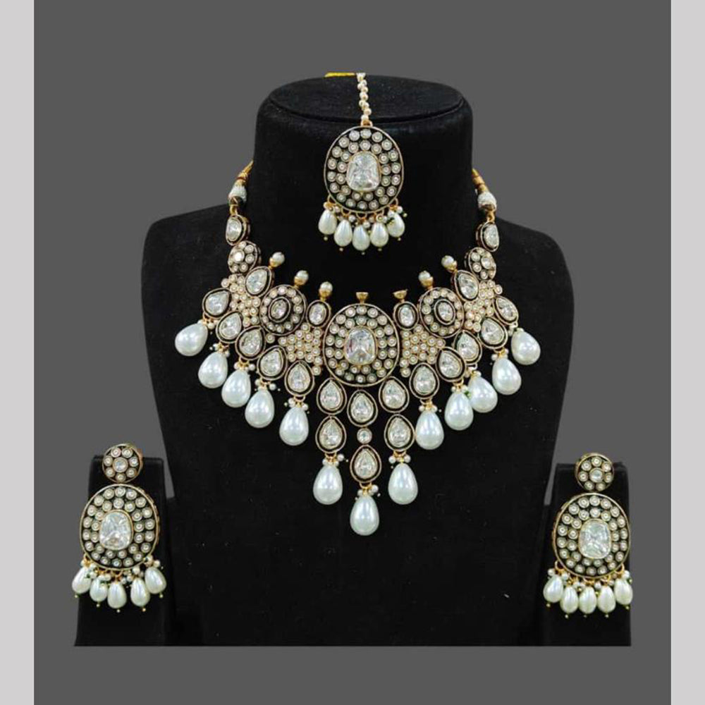 JCM Gold Plated Crystal Stone And Pearl Necklace Set