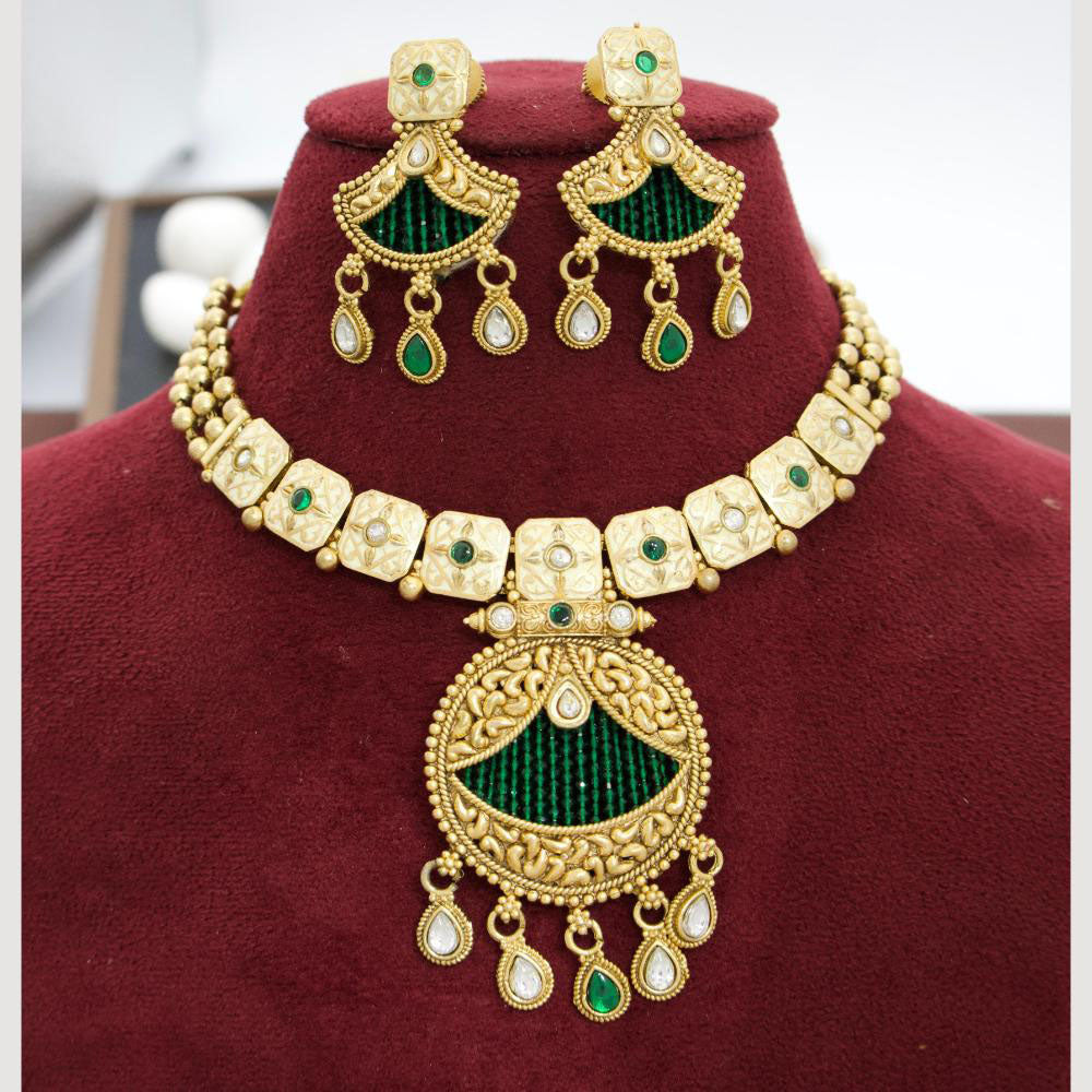 JCM Elegant Pota Stone And Pearl Glamorous Necklace Set
