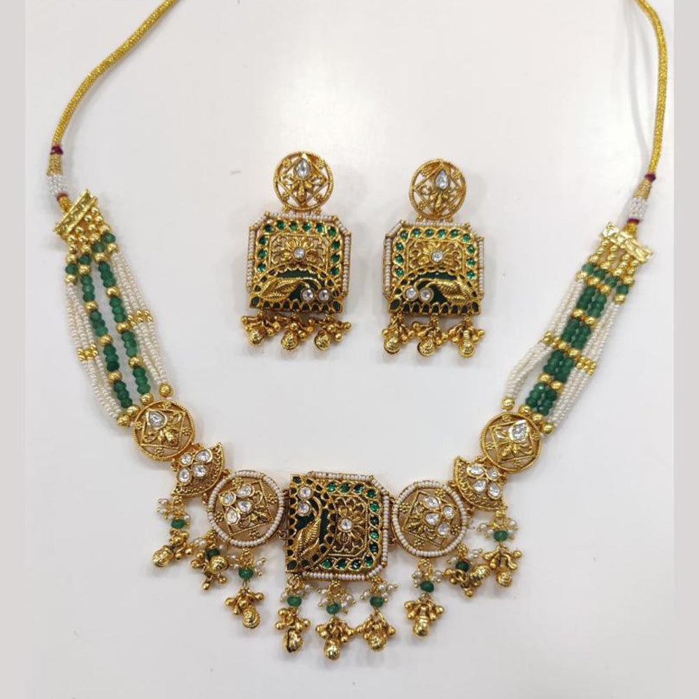 JCM Kundan And Pearl Necklace Set