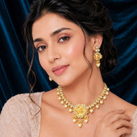 JCM Premium Kundan Stone And Pearl Choker Necklace Set
