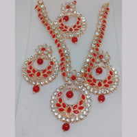 Khushboo Jewellers Premium Crystal And Pearl Wedding Necklace Set with Maangtikka